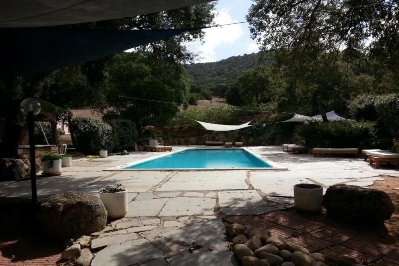 Hotel Borgo Di Campagna Loiri Porto San Paolo Exterior foto